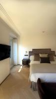 Two-Bedroom Deluxe Apartment with Balcony