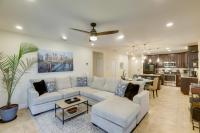 Swim, Golf, Grill & Chill! Port St Lucie Getaway - Chambres d'hôtes Port Saint Lucie