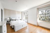 Stylish 2Bed 2Bath by Notting Hill, Portobello, Tube - Bed and Breakfast Londen