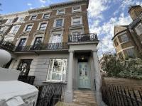 Stylish 2Bed 2Bath by Notting Hill, Portobello, Tube - Bed and Breakfast Londen