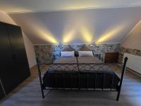 Zum Rittersturz - B&B Pünderich