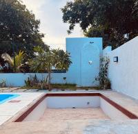 Chill Out Villa-3BR villa, 8 min walk to the beach - Bed and Breakfast Flic en Flac