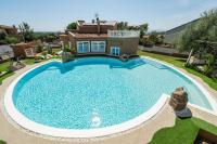 Villa Leon with Private Pool - Bed and Breakfast Quartu Sant'Elena