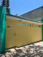 Bonito espacio de 2 habitaciones con terraza en casa Oasis Malvas cerca de Plaza Patria - Chambres d'hôtes Guadalajara