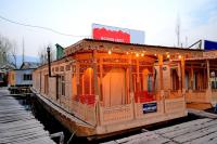 Golden Crest DALLAKE - Bed and Breakfast Srinagar