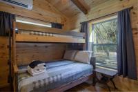 Creekside Log Cabin · Creekside Log Cabin - B&B Pisgah Forest