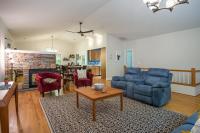 Hummingbird Hideaway · Hummingbird Hideaway in Connestee Falls - Ferienwohnung Brevard