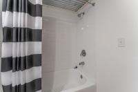 The Deep Forest Green Cottage · The Deep Forest Green Cottage - Chambres d’hôtes Cedar Mountain