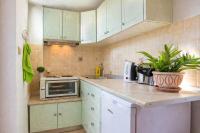 32sq Apartment with Balcony - B&B Vlachopoulátika