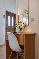 32sq Apartment with Balcony - B&B Vlachopoulátika