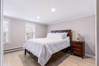 Charming Ptown Condo - Walk to Beach, Parking, AC - B&B Provincetown