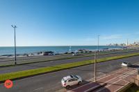 Frente a la Playa en la Perla! Increíbles vistas del Mar - B&B Mar del Plata