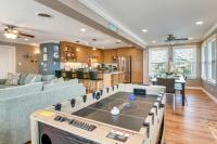 Steps to Pirate Beach: Galveston Home w/ Deck! - B&B Galveston