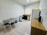 Casa a 550 metros do Santuário Nacional com capacidade para até 12 pessoas - Ferienwohnung Aparecida