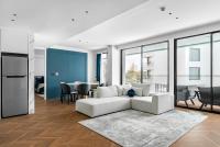 Apartamento de 3 dormitorios con balcón