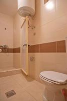 Apartment with Mountain View