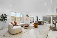 Art Residence - Luxury Coastal Stay in Hillarys - B&B Perth