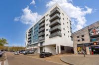 12th Street Apartment • City Centre • Balcony • Free Parking • Fast WiFi • Yoko Property - Chambres d'hôtes Milton Keynes