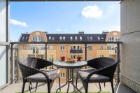 Modern Family Apartment with Parking and Balcony in the City Center by Noclegi Renters - Chambres d'hôtes Poznan
