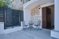 NEW! Adriatic Shell Apartments - 10 min Walk to Beach - Chambres d'hôtes Trogir