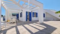 VILLA BLUE SKY - Ampio Spazio Esterno Attrezzato - B&B Lido Marini