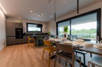 Villa Aqua Suite Apartments - B&B San Felice del Benaco
