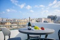 Seafront Penthouse paradise Views of Balluta Bay - B&B St. Julian's
