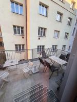 FREE PARKING apt with GRAND TERRACE - Ferienwohnung Prag