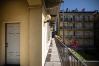 Bilocale Vista Naviglio Luminoso e Tranquillo - Bed and Breakfast Milaan