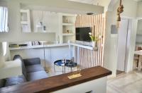 Adriana's Summer House - B&B Kassiopi