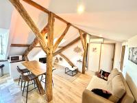 Victor Hugo - Petit cocon au calme - 2ème etage - Bed and Breakfast Auch