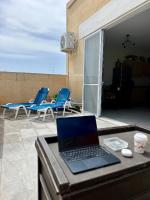 Azure Dome Residences - B&B Ghajnsielem