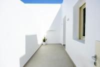 Caldera Jewel Santorini - B&B Firostefani