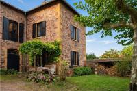 Charmante maison en pierres dorées, au calme avec jardin et parking gratuit - A 15 mn à pied du village de Lentilly - Chambres d'hôtes Lentilly