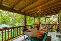 Drifting Feather Mountain Cabin Waterfront Deck - Bed and Breakfast Blue Ridge