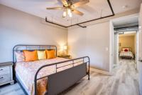 902 Howard Lofts - Bed and Breakfast Biloxi