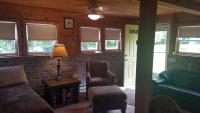 Chalet Cabin 7-Acres Pond! - Bed and Breakfast Andover
