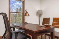 Panoramic View Home with Hot Tub & Game Room - Chambres d’hôtes Black Hawk