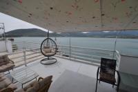 Demetrius's Penthouse - Bed and Breakfast Chalkis