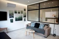 A Modern Touch! - Chambres d'hôtes Le Pirée