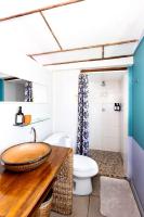 Standaard Kamer met Queensize Bed en Eigen Balkon
