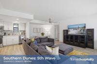 Be A Nomad - 1 Min to Jacksonville Beach - 3 Bed 3 Bath Apartment - Sleeps 6 - B&B Jacksonville Beach