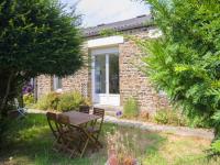 Stone House by Les Godelins Beach - Ferienwohnung Gicquel