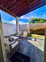 1 min da praia 3 quartos com ar Até 15 pessoas - B&B Barra de São Miguel