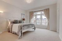Spacious Room with Private Ensuite Washroom - Chambres d'hôtes Vaughan