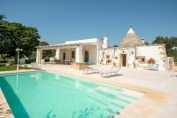 Trullo Vignaiolo with Private Pool in Ostuni - B&B Ostuni