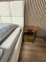 Dreibettzimmer mit Gemeinschaftsbad