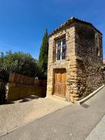 L'Orée du Castel - Gîte au pied du château - B&B Châteauneuf-du-Pape