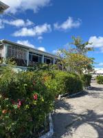 Le Jacaranda - Appartement climatisé 100m plage et bourg - parking privé - Ferienwohnung Sainte-Anne