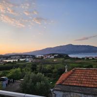 Studio Knez with beautiful view - B&B Lumbarda